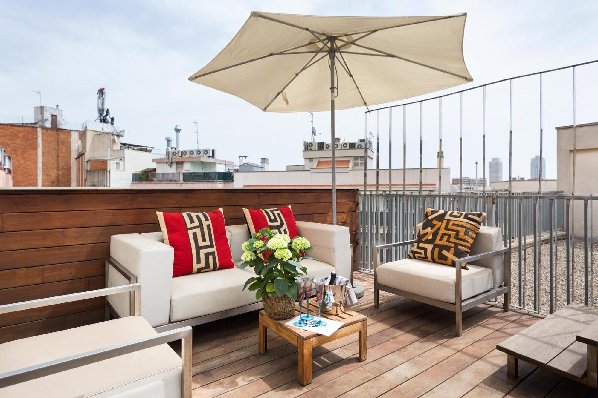 My Space Emirates - Fully Equipped Apartments Near The Beach With Shared Pool バルセロナ エクステリア 写真